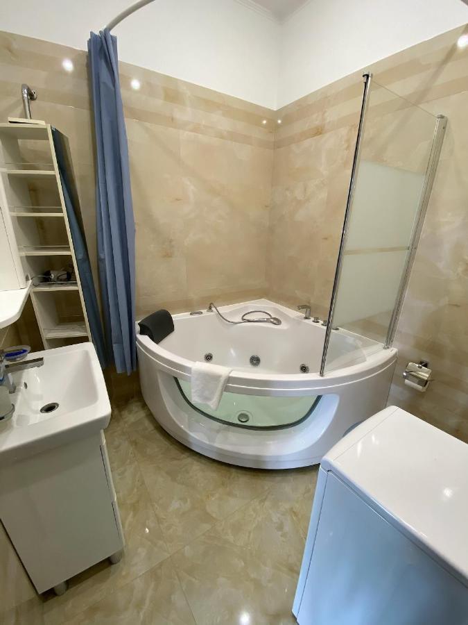 Welcome Apartments Center Kiev Luaran gambar